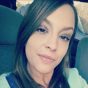 Meet your Posher, Becca